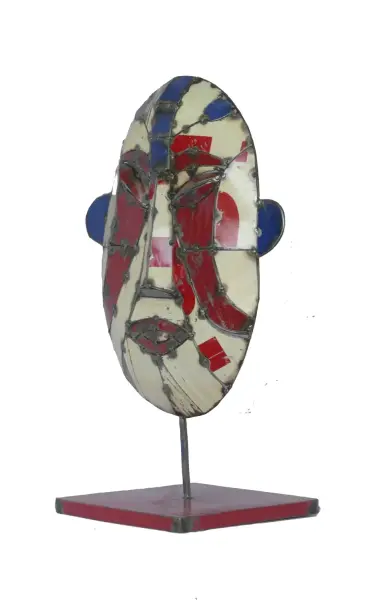 Product image 2 of the product “Small Mask on stand - Modell 1, 54cm height, sculpture from upcyceled oil barrel. ”